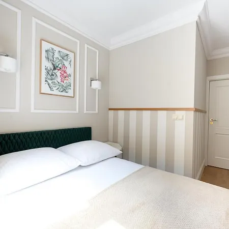 Native Nowowiejska 9 Deluxe * Kraków