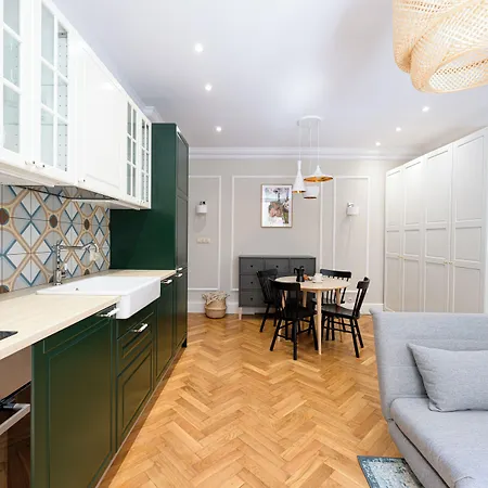 Native Nowowiejska 9 Deluxe *