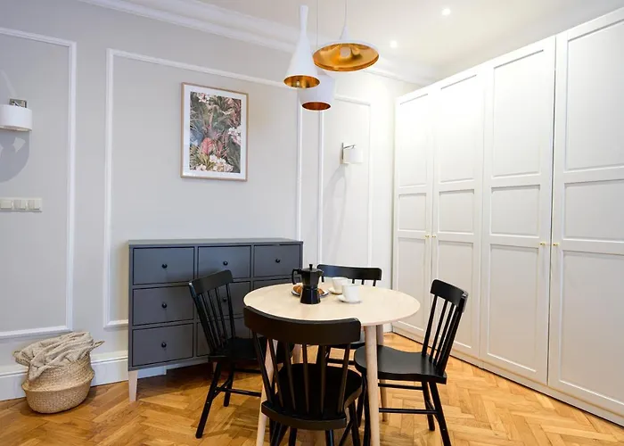 Native Nowowiejska 9 Deluxe *